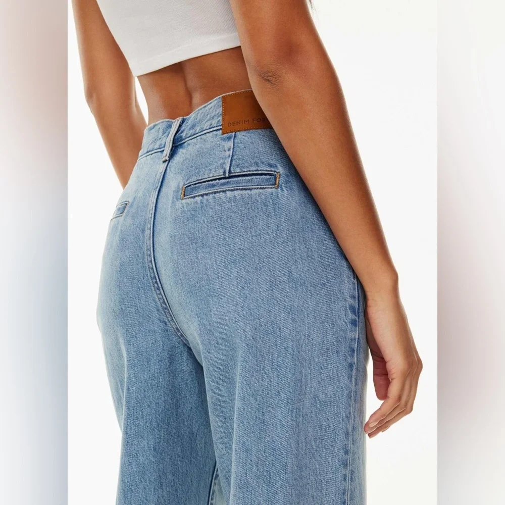 Denim Forum The Belinda Wide Leg Jeans - Picture 4 of 10
